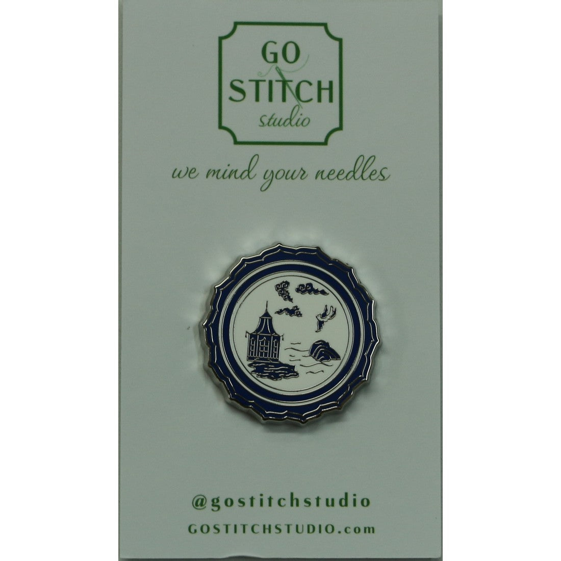 Blue Canton Plate Needle Minder
