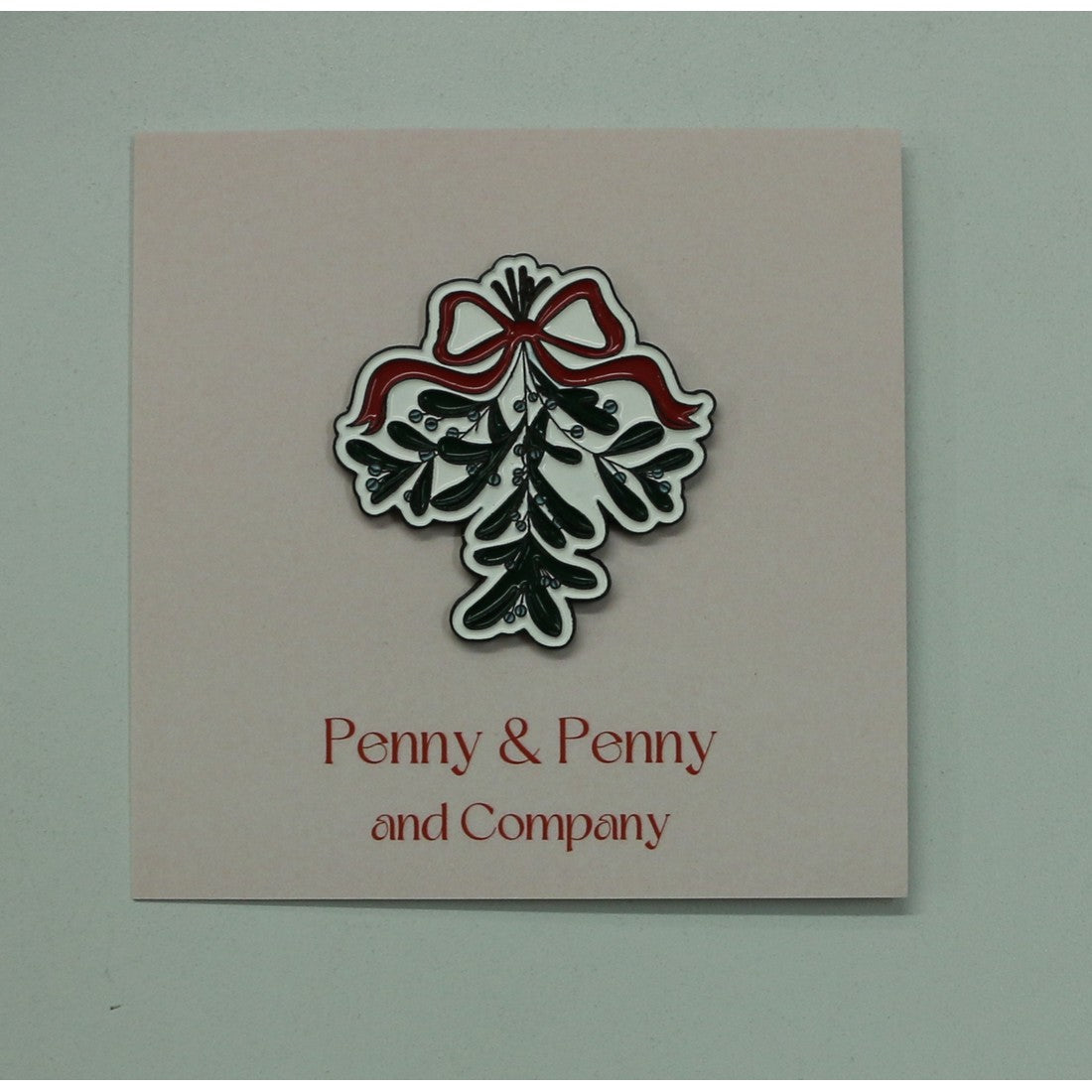 Red Bow Mistletoe Needle Minder
