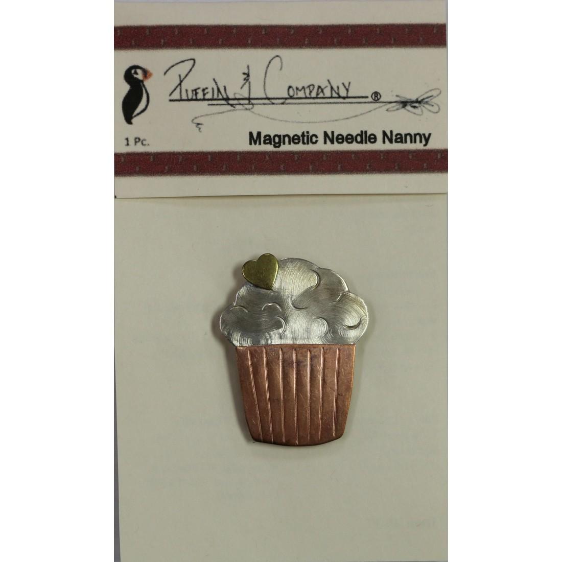 Cupcake Needle Nanny