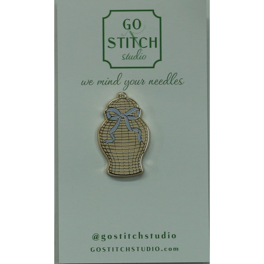 Rattan Ginger Jar Needle Minder