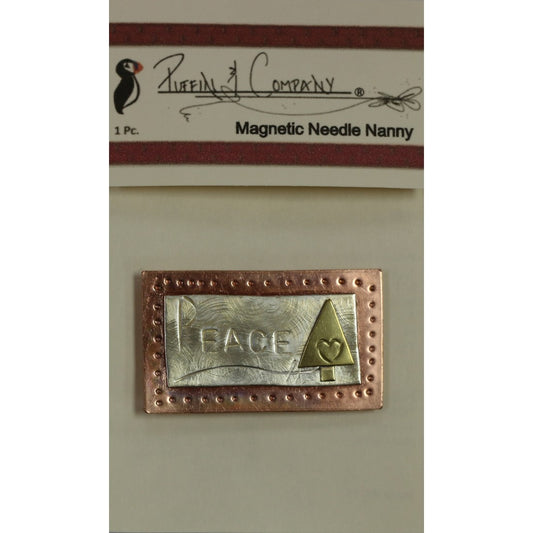 Christmas Peace Needle Nanny