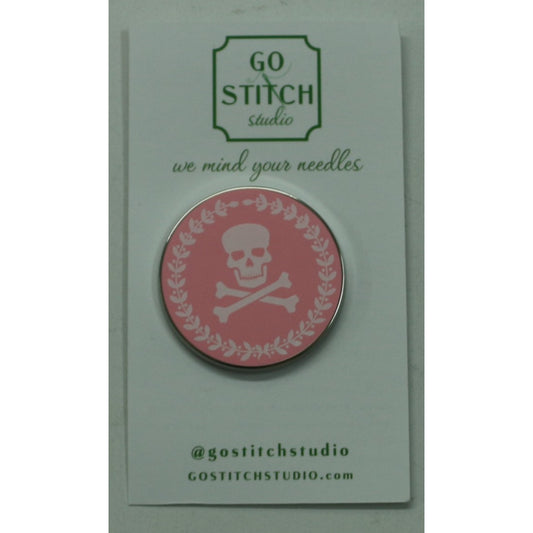 Pink Skull & Crossbones Needle Minder