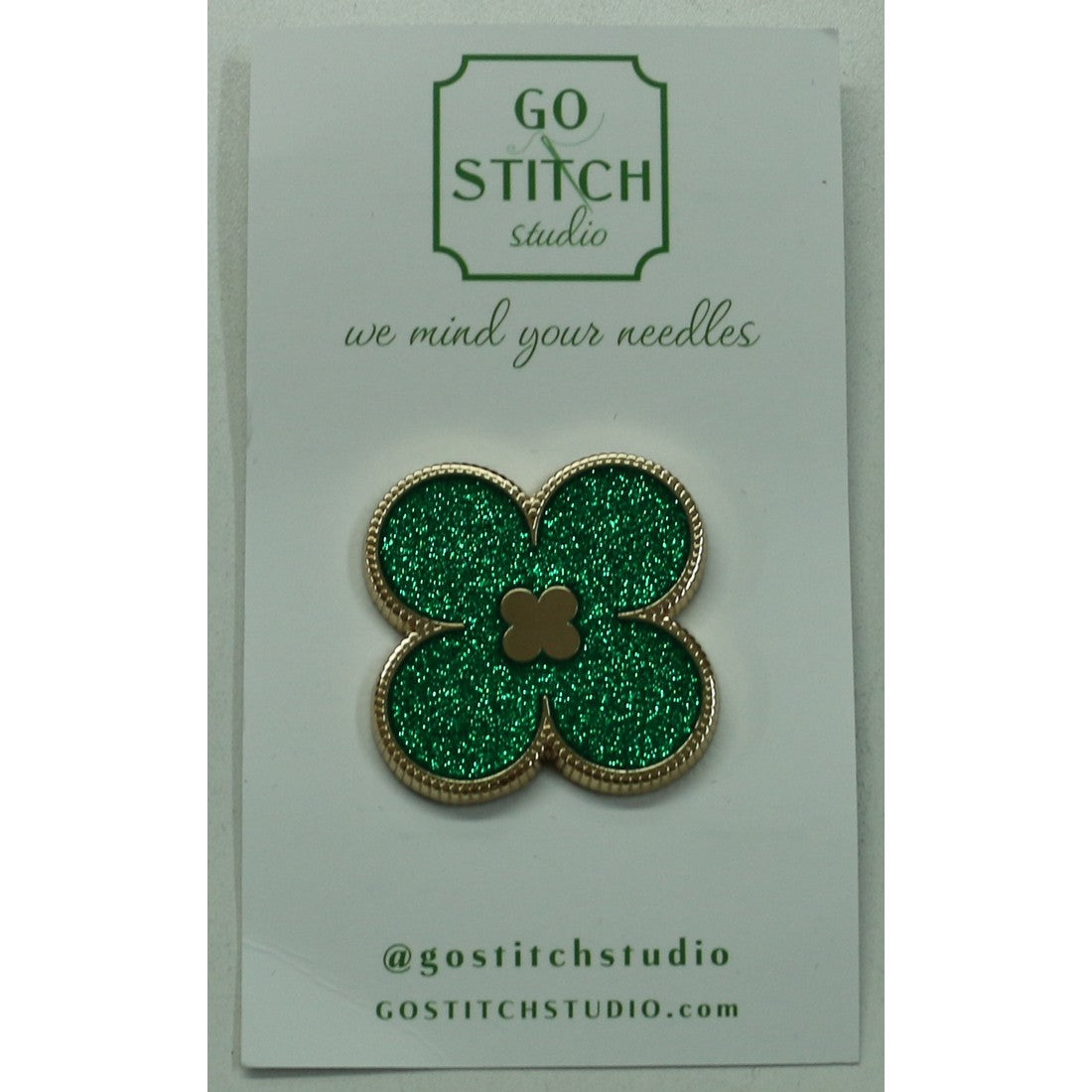Green Clover Needle Minder