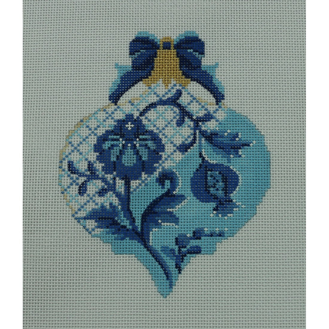 Blue & White Trellis Teardrop