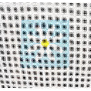 Daisy on Light Blue