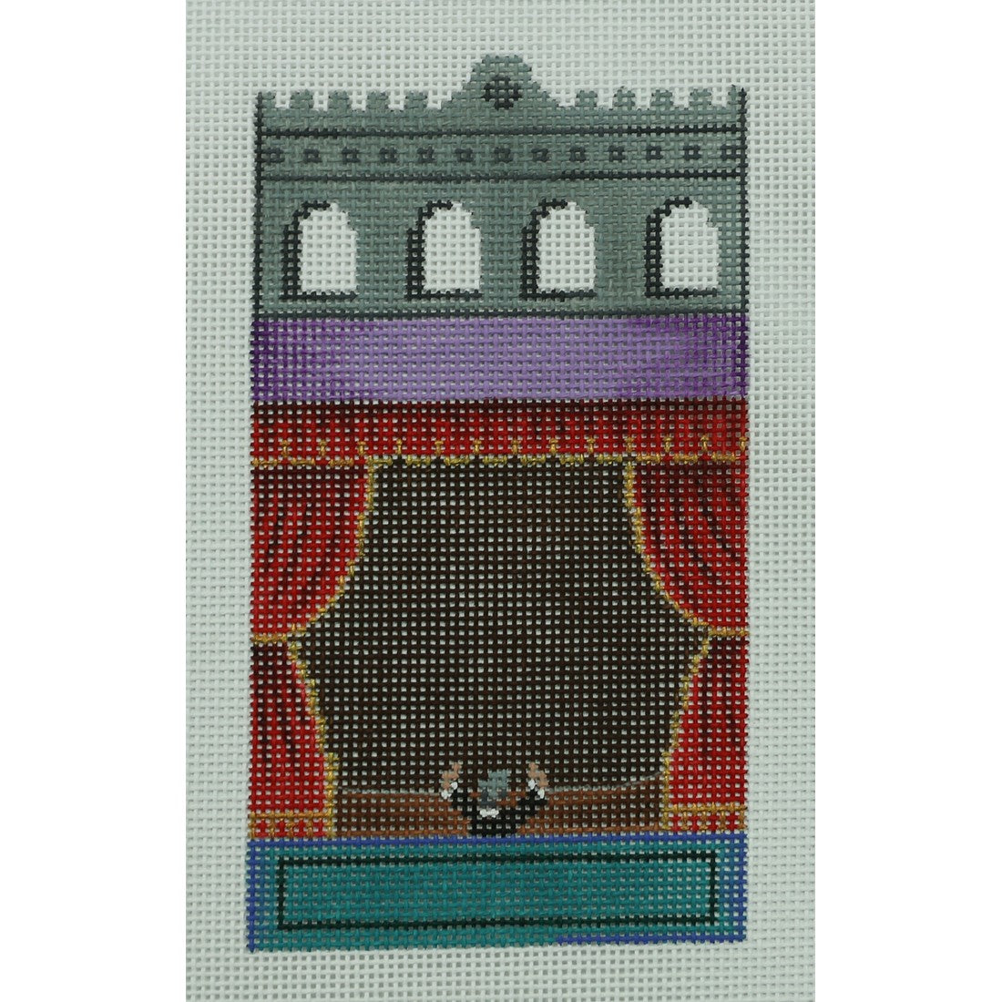 Theater/Maestro, on 13 mesh