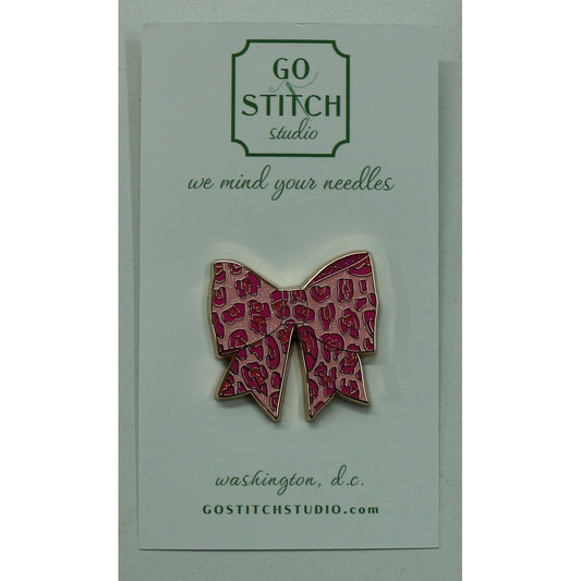 Pink Leopard Bow Needle Minder