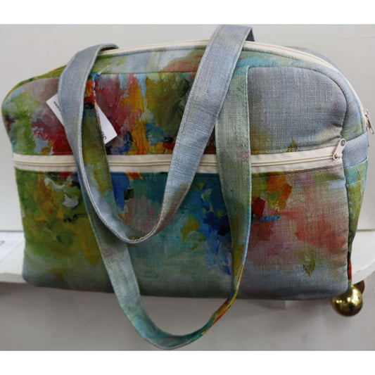 Medium Carry All, Impressions